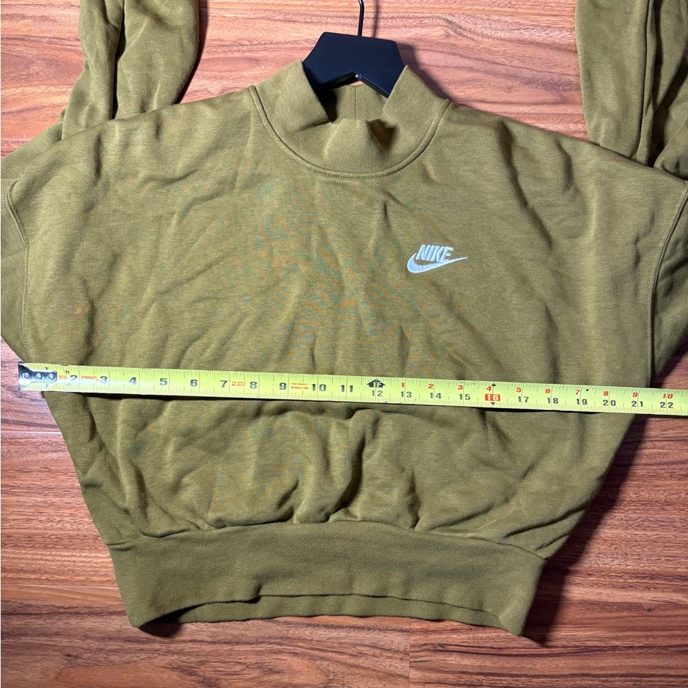 Nike Green Cropped Mock Neck Sweatshirt Women’s Size Small - Picture 8 of 10